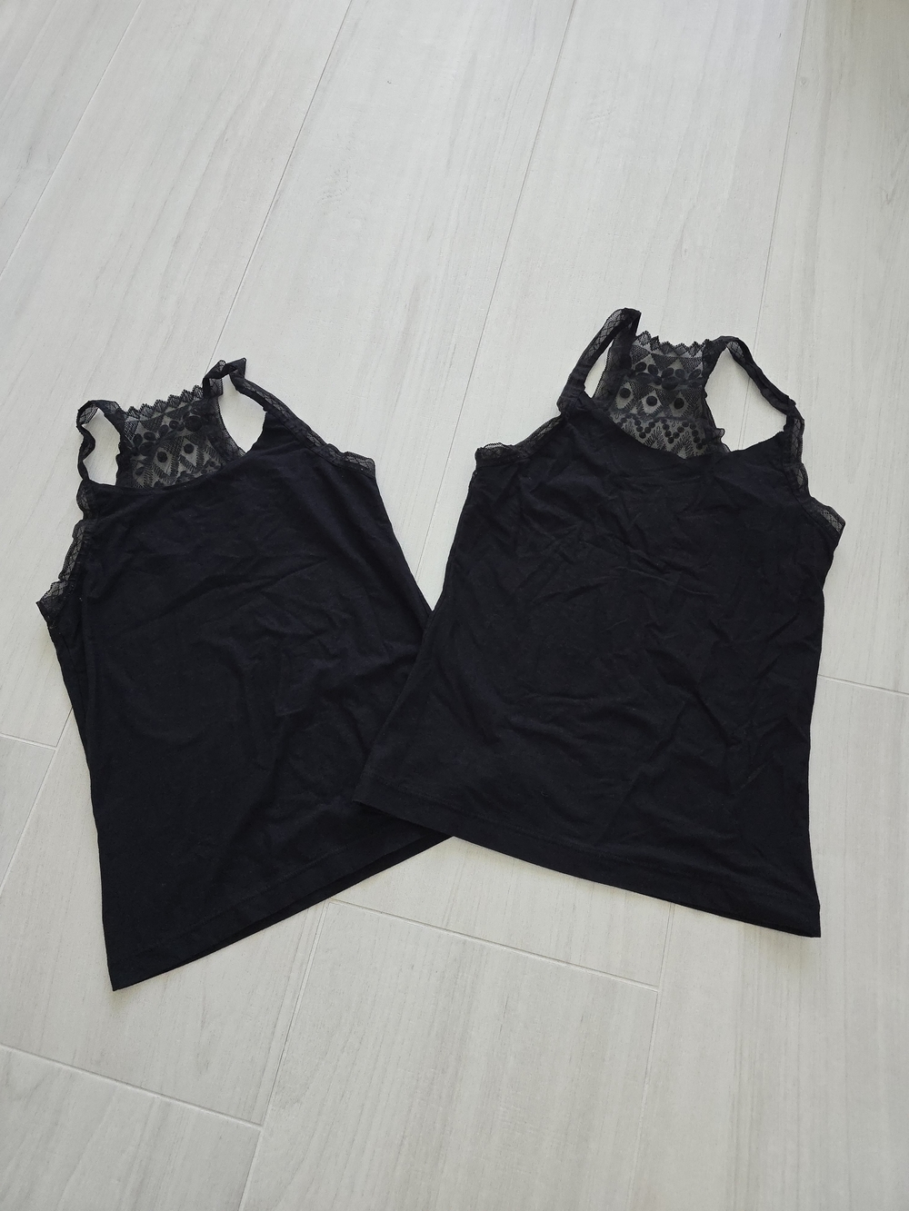 Wacoal Black Lace Trim Racerback Tank Top - Women Medium 2 Pack
